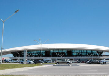 Aeropuerto_Internacional_de_Carrasco_-_panoramio_36-1-scaled-356x250.jpg
